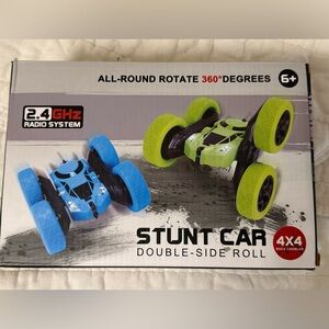 Stunt Car Double-Side Roll - Blue and Green